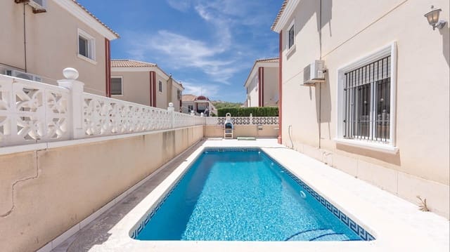 3 sovrum Hus till salu i Dehesa de Campoamor, Orihuela med pool - 249 500 € (Ref: 9727434)