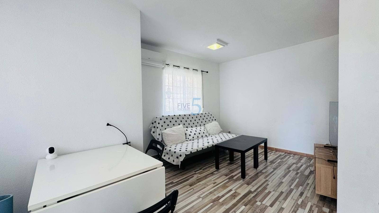 2 Zimmer Haus zu verkaufen in Torrevieja mit Pool - 195.000 € (Ref: 9727537)