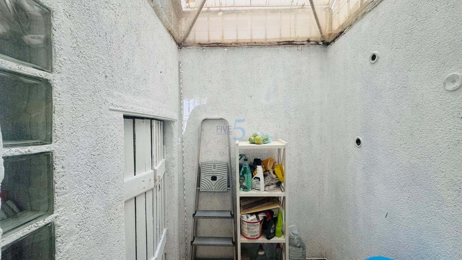 2 Zimmer Haus zu verkaufen in Torrevieja mit Pool - 195.000 € (Ref: 9727537)