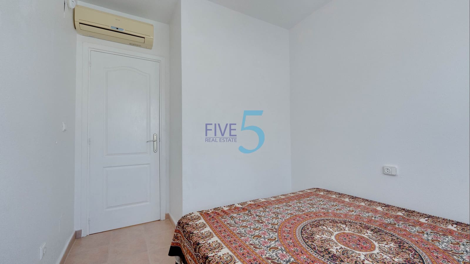 2 soverom Hus til salgs i Torrevieja med svømmebasseng - € 195 000 (Ref: 9727537)