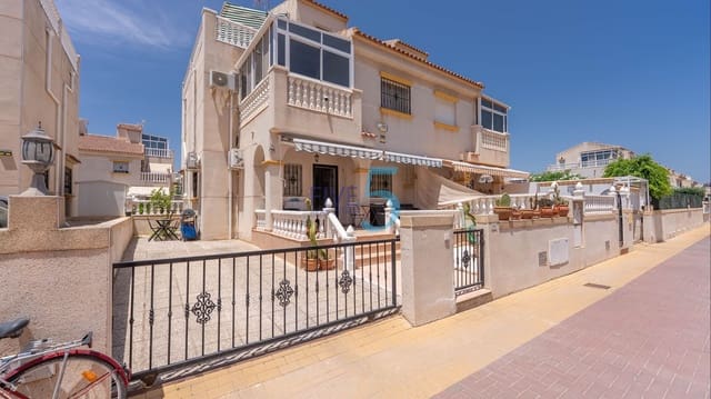 2 soverom Hus til salgs i Torrevieja med svømmebasseng - € 195 000 (Ref: 9727537)