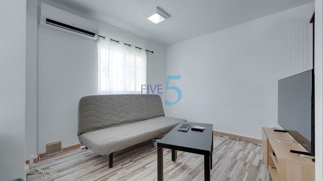 2 soverom Hus til salgs i Torrevieja med svømmebasseng - € 195 000 (Ref: 9727537)