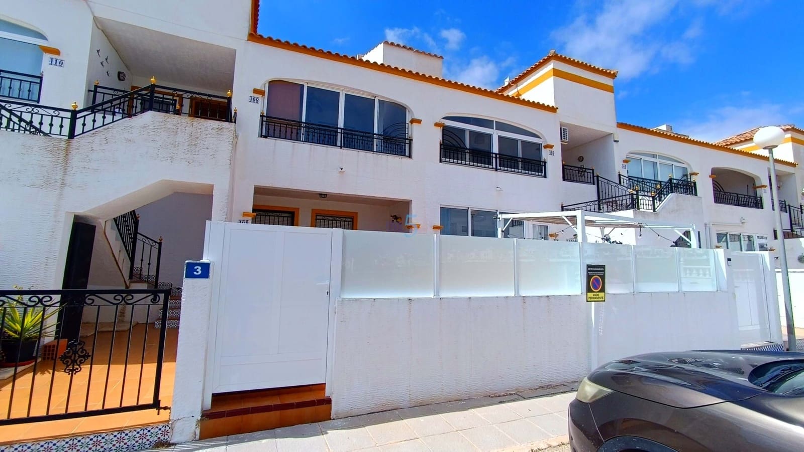 2 bedroom Apartment for sale in Vistabella with pool garage - € 120,000 (Ref: 9730856)