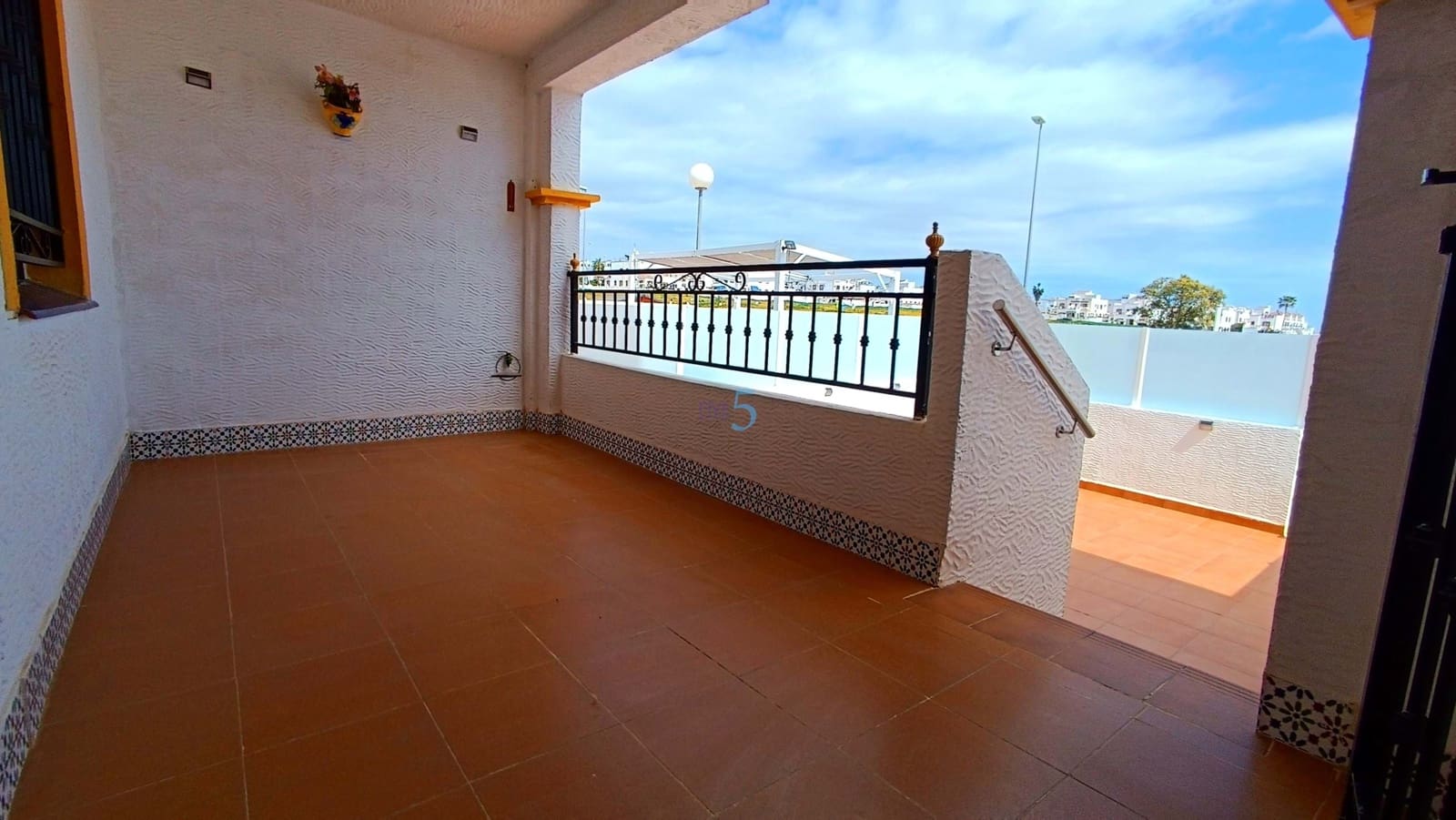 2 bedroom Apartment for sale in Vistabella with pool garage - € 120,000 (Ref: 9730856)