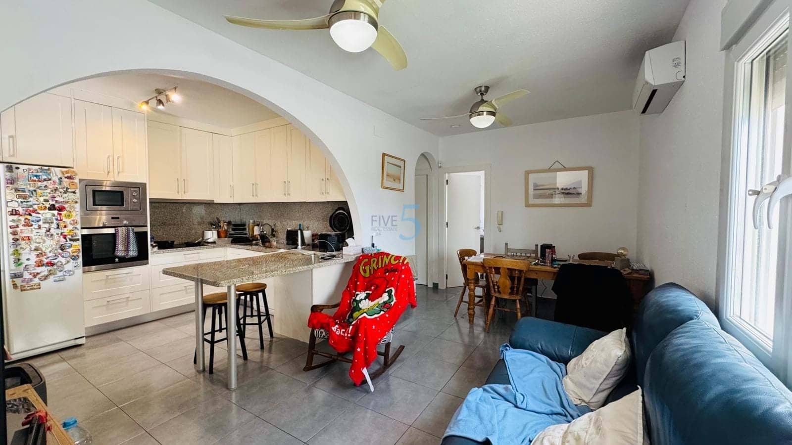 3 makuuhuone Huvila myytävänä paikassa Villamartin mukana uima-altaan - 410 000 € (Ref: 9731160)