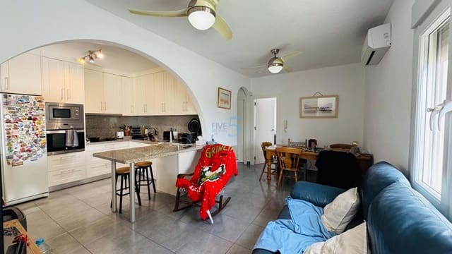 3 makuuhuone Huvila myytävänä paikassa Villamartin, Orihuela mukana uima-altaan - 410 000 € (Ref: 9731160)