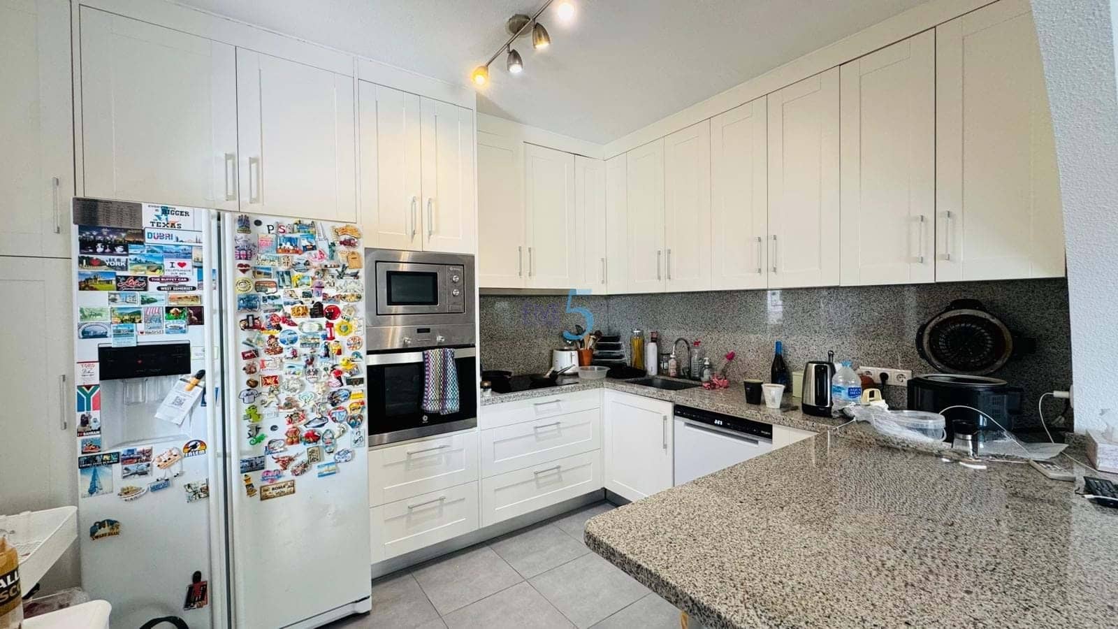 3 makuuhuone Huvila myytävänä paikassa Villamartin mukana uima-altaan - 410 000 € (Ref: 9731160)