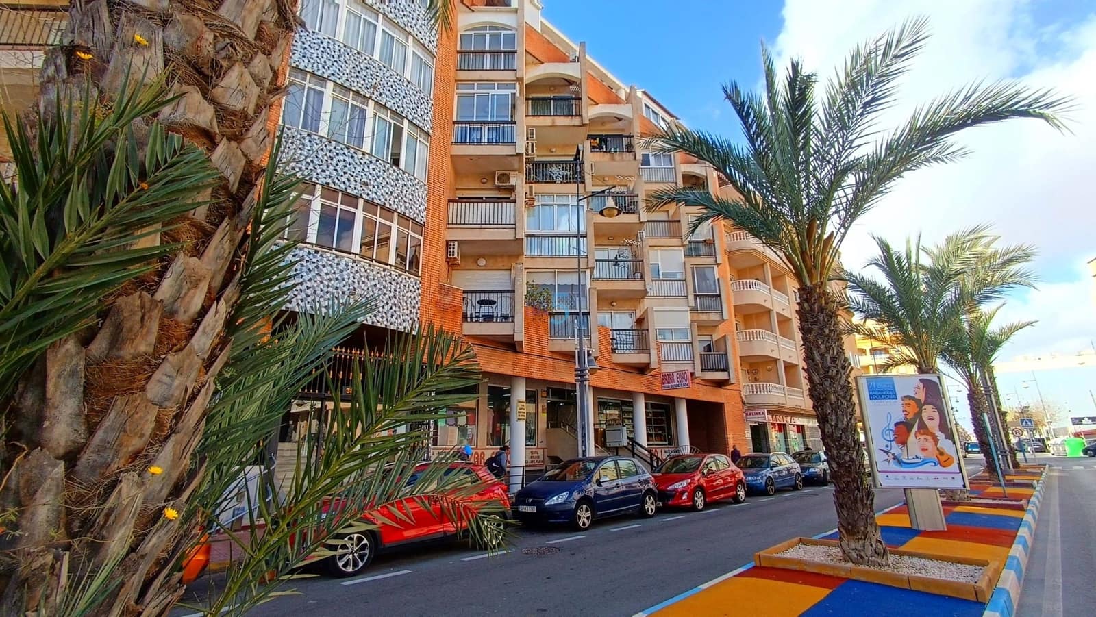 Lejlighed til salg i Torrevieja med swimmingpool - € 89.000 (Ref: 9731163)