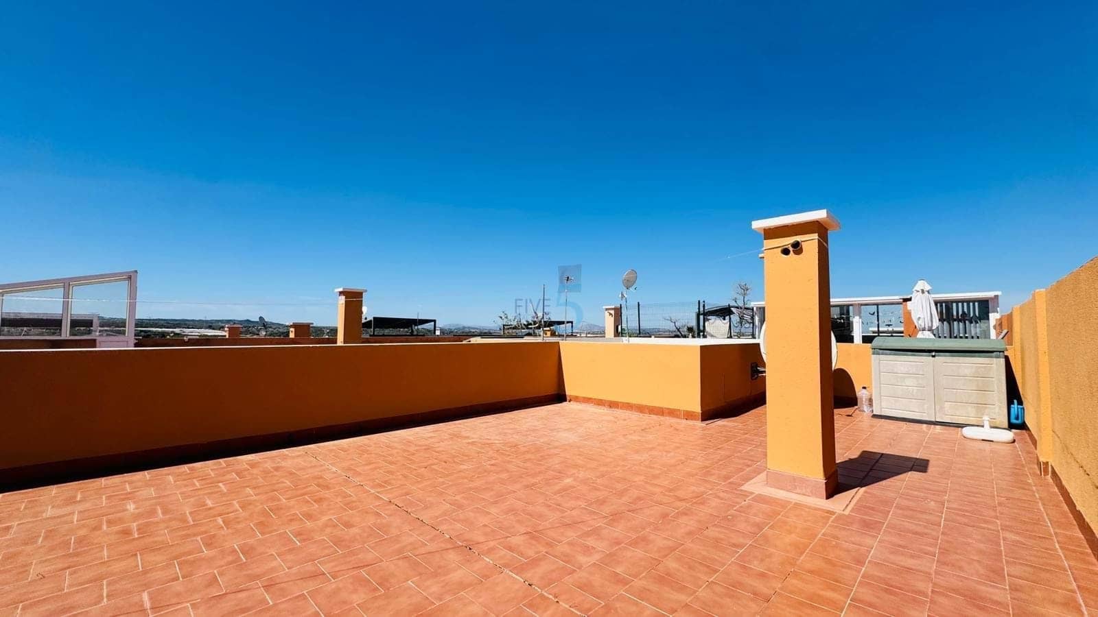 Apartamento de 2 habitaciones en Los Altos en venta con piscina garaje - 164.000 € (Ref: 9731519)