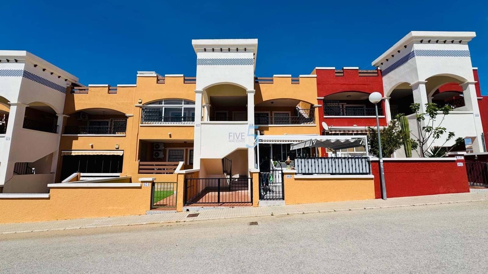 Apartamento de 2 habitaciones en Los Altos en venta con piscina garaje - 164.000 € (Ref: 9731519)