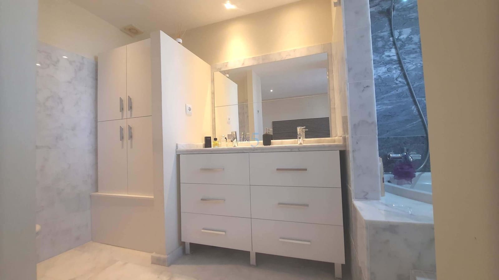 Apartamento de 2 habitaciones en Fuente Alamo de Murcia en venta con piscina garaje - 156.900 € (Ref: 9734091)