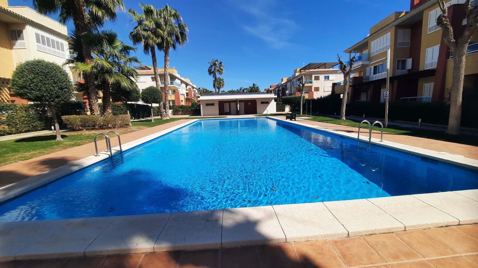 Apartamento de 2 habitaciones en Fuente Alamo de Murcia en venta con piscina garaje - 156.900 € (Ref: 9734091)