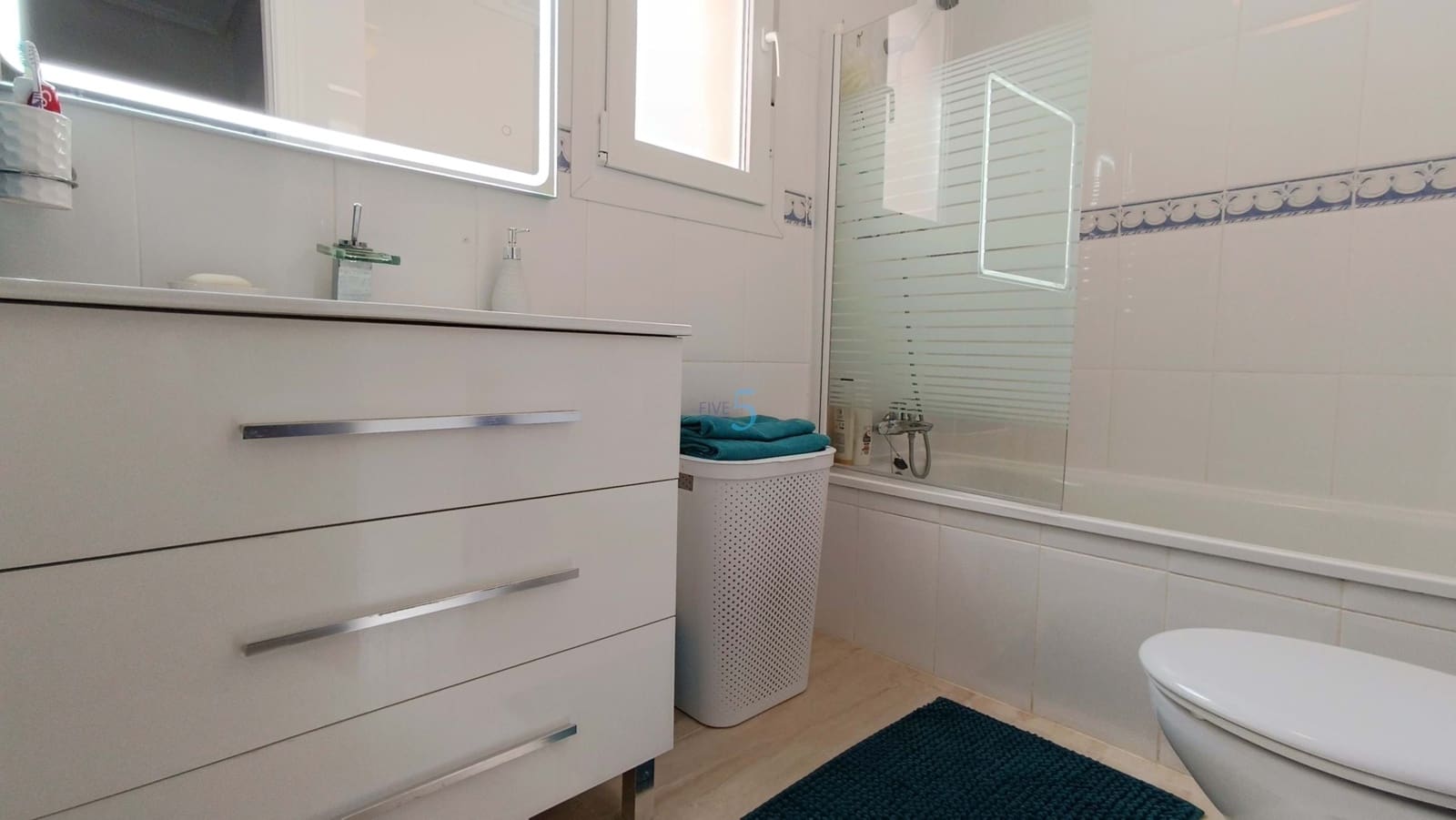 2 bedroom Apartment for sale in Ciudad Quesada with pool - € 134,995 (Ref: 9734092)