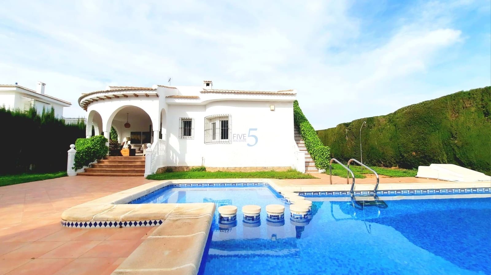 4 sovrum Villa till salu i Ciudad Quesada med pool - 390 000 € (Ref: 9734225)