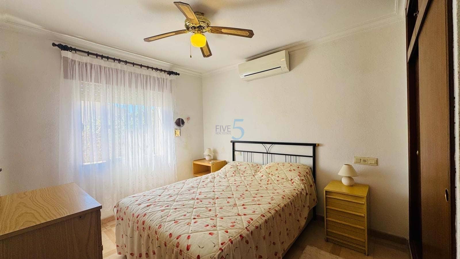 2 soverom Bungalow til salgs i Torrevieja med svømmebasseng garasje - € 249 000 (Ref: 9734226)