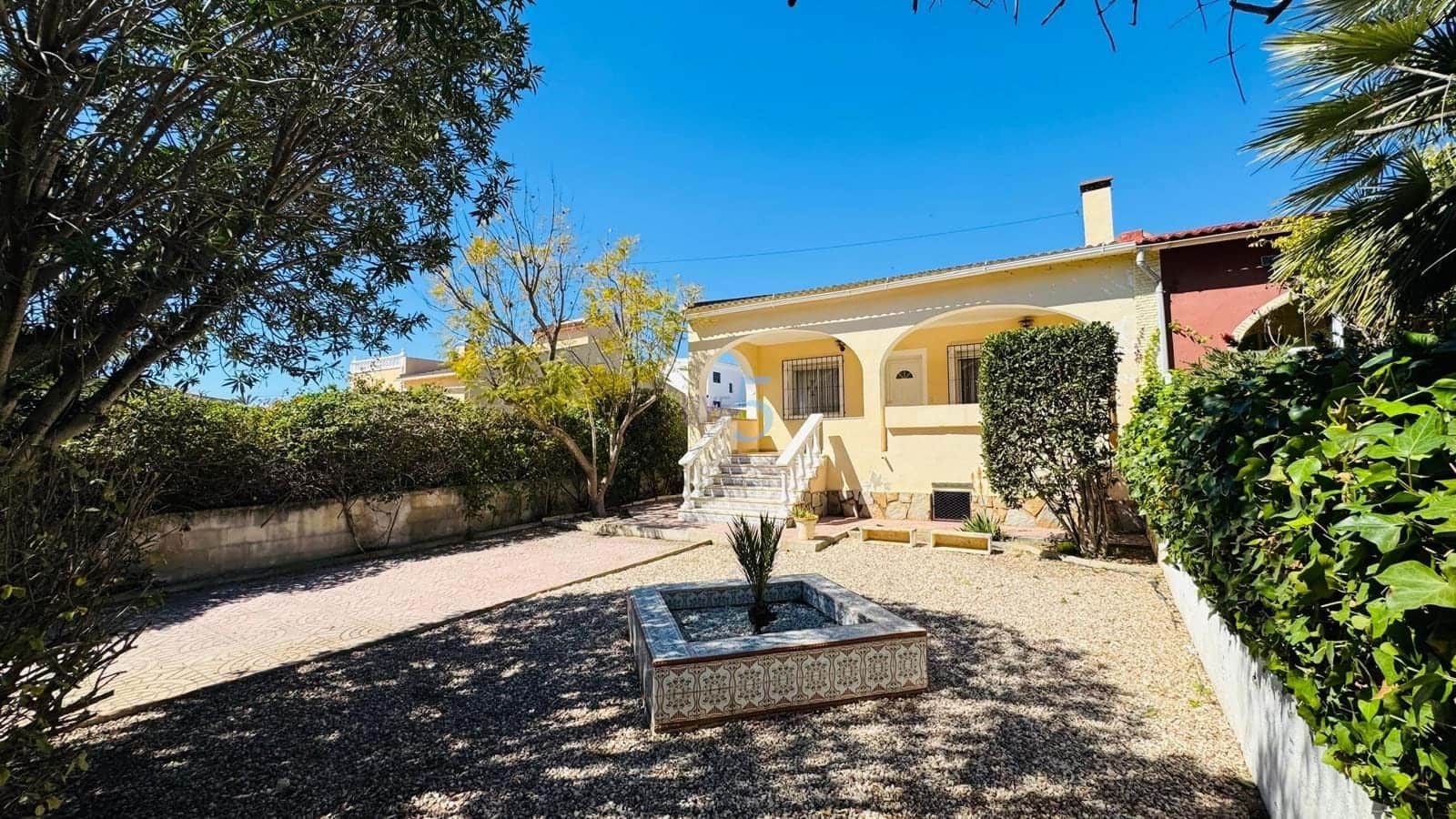 2 soverom Bungalow til salgs i Torrevieja med svømmebasseng garasje - € 249 000 (Ref: 9734226)