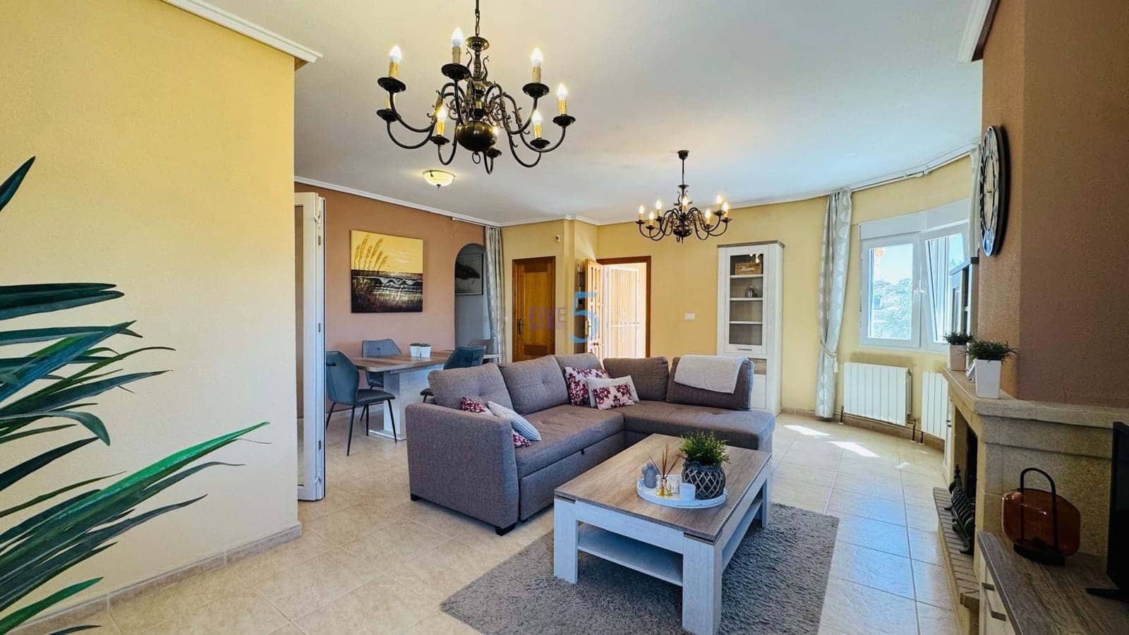 2 bedroom Villa for sale in Rojales with pool - € 340,000 (Ref: 9736013)