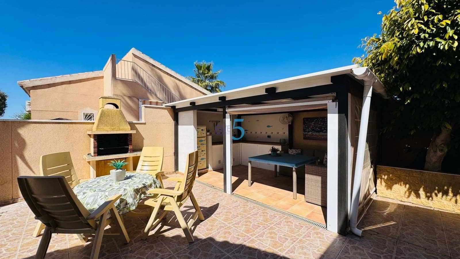 2 bedroom Villa for sale in Rojales with pool - € 340,000 (Ref: 9736013)