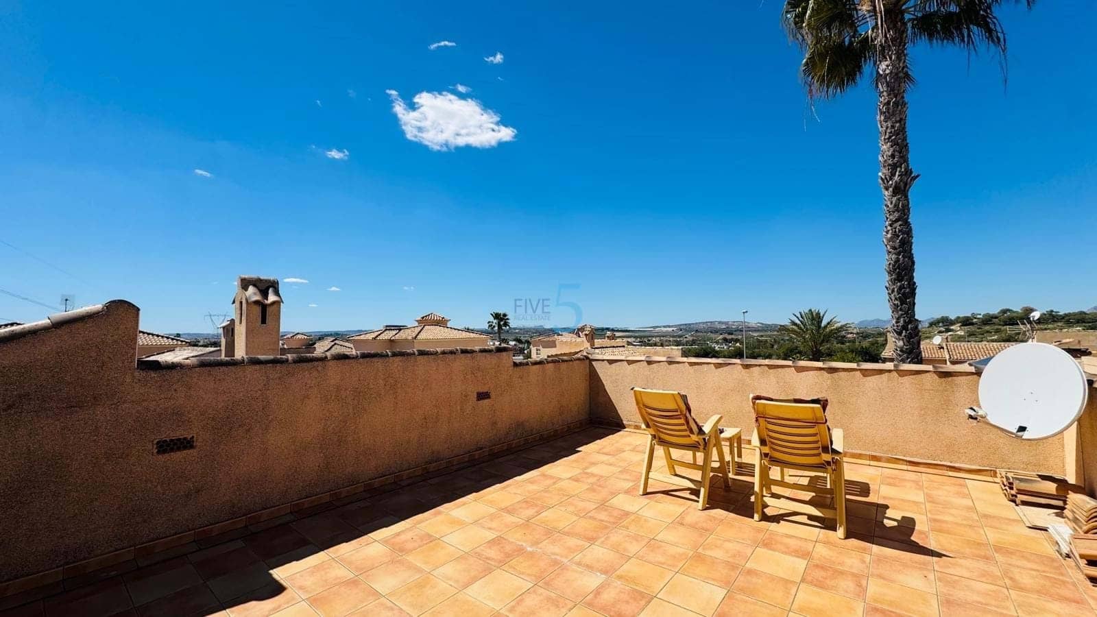 2 bedroom Villa for sale in Rojales with pool - € 340,000 (Ref: 9736013)