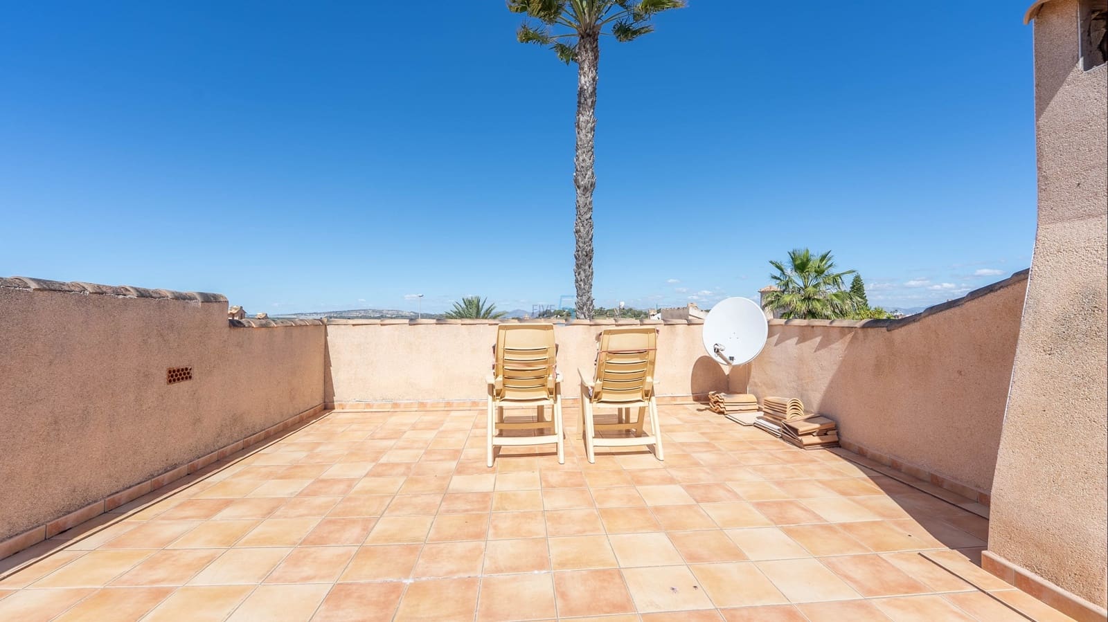 2 soveværelse Villa til salg i Rojales med swimmingpool - € 340.000 (Ref: 9736013)