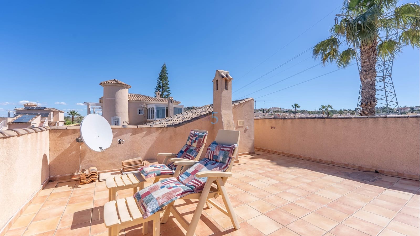 2 soveværelse Villa til salg i Rojales med swimmingpool - € 340.000 (Ref: 9736013)