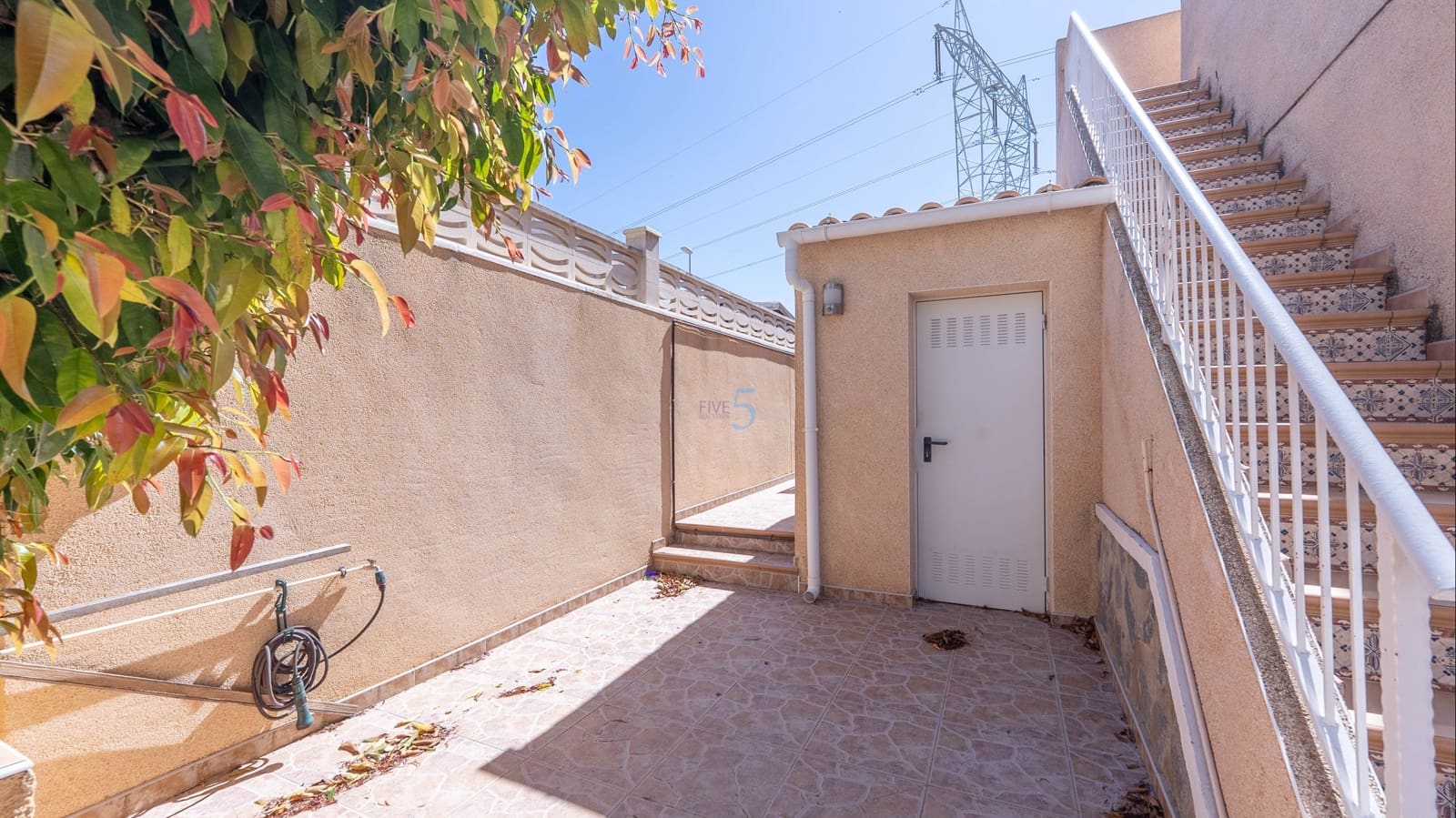2 soveværelse Villa til salg i Rojales med swimmingpool - € 340.000 (Ref: 9736013)