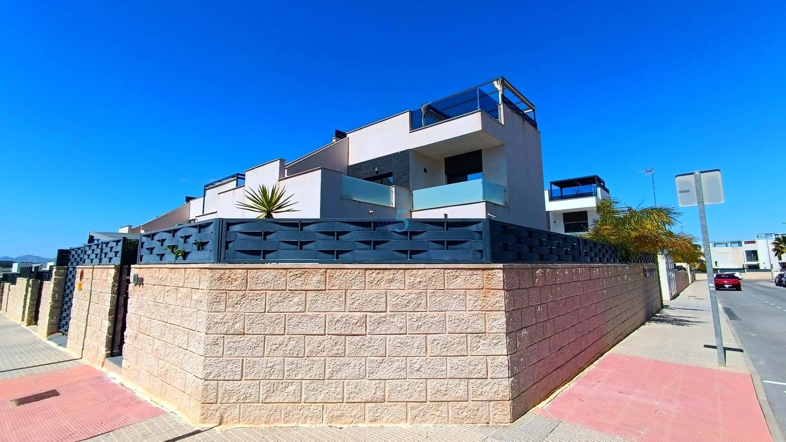 3 sypialnia Willa na sprzedaż w Benijofar z basenem - 445 000 € (Ref: 9737153)