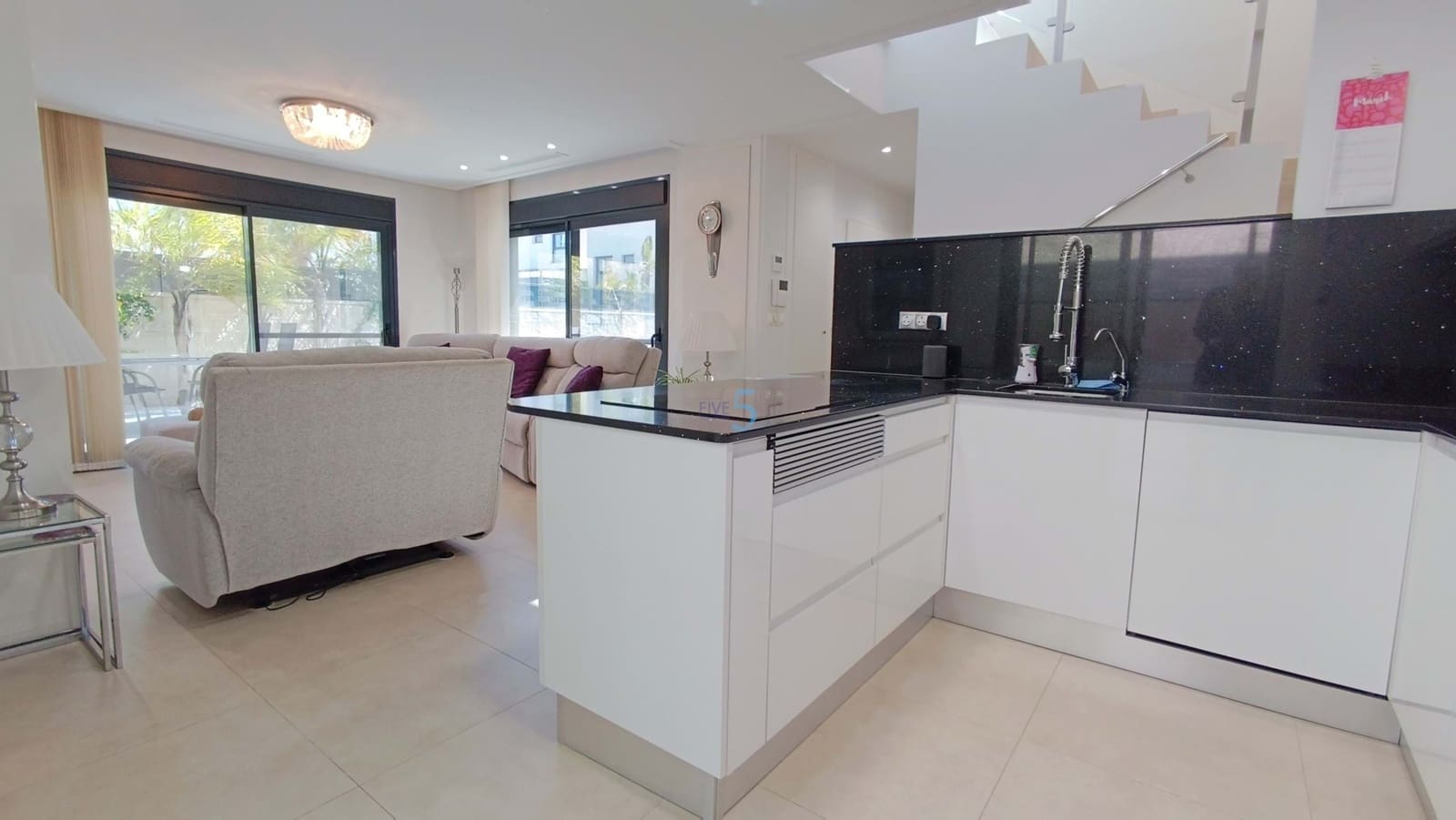 3 sypialnia Willa na sprzedaż w Benijofar z basenem - 445 000 € (Ref: 9737153)