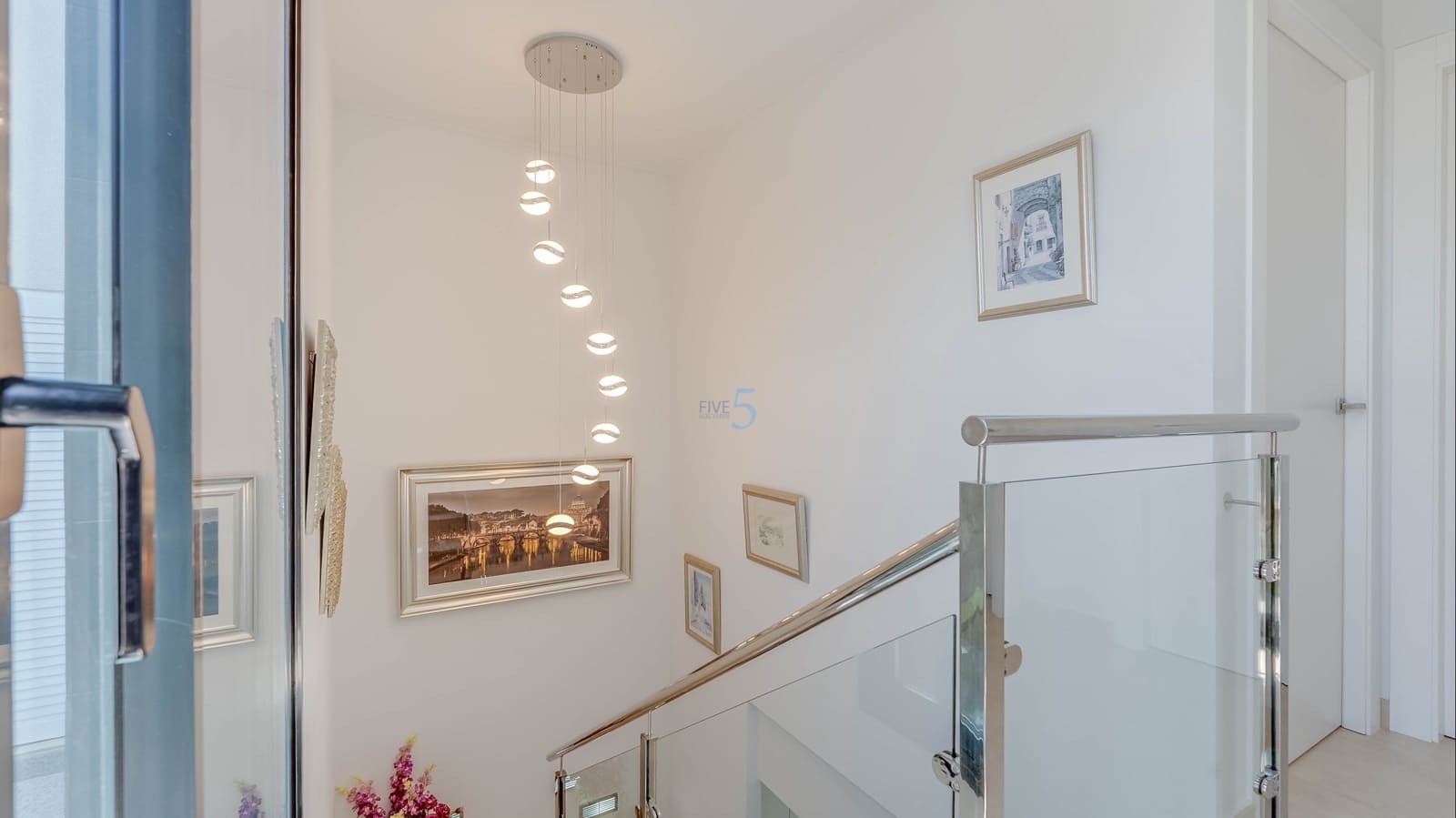 3 makuuhuone Huvila myytävänä paikassa Benijofar mukana uima-altaan - 445 000 € (Ref: 9737153)
