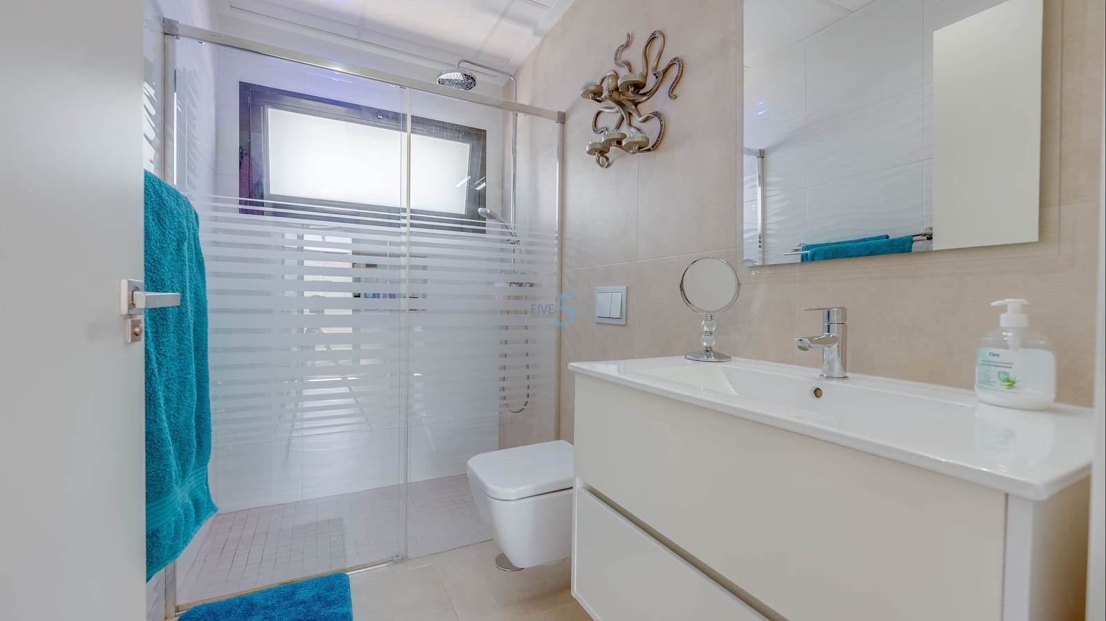 3 makuuhuone Huvila myytävänä paikassa Benijofar mukana uima-altaan - 445 000 € (Ref: 9737153)