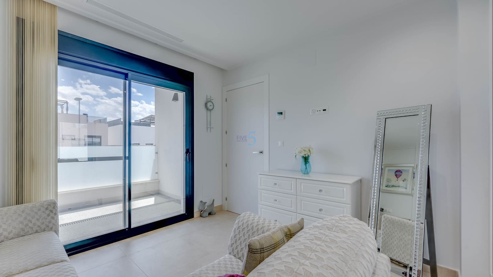3 makuuhuone Huvila myytävänä paikassa Benijofar mukana uima-altaan - 445 000 € (Ref: 9737153)