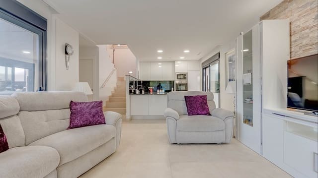3 makuuhuone Huvila myytävänä paikassa Benijófar mukana uima-altaan - 445 000 € (Ref: 9737153)