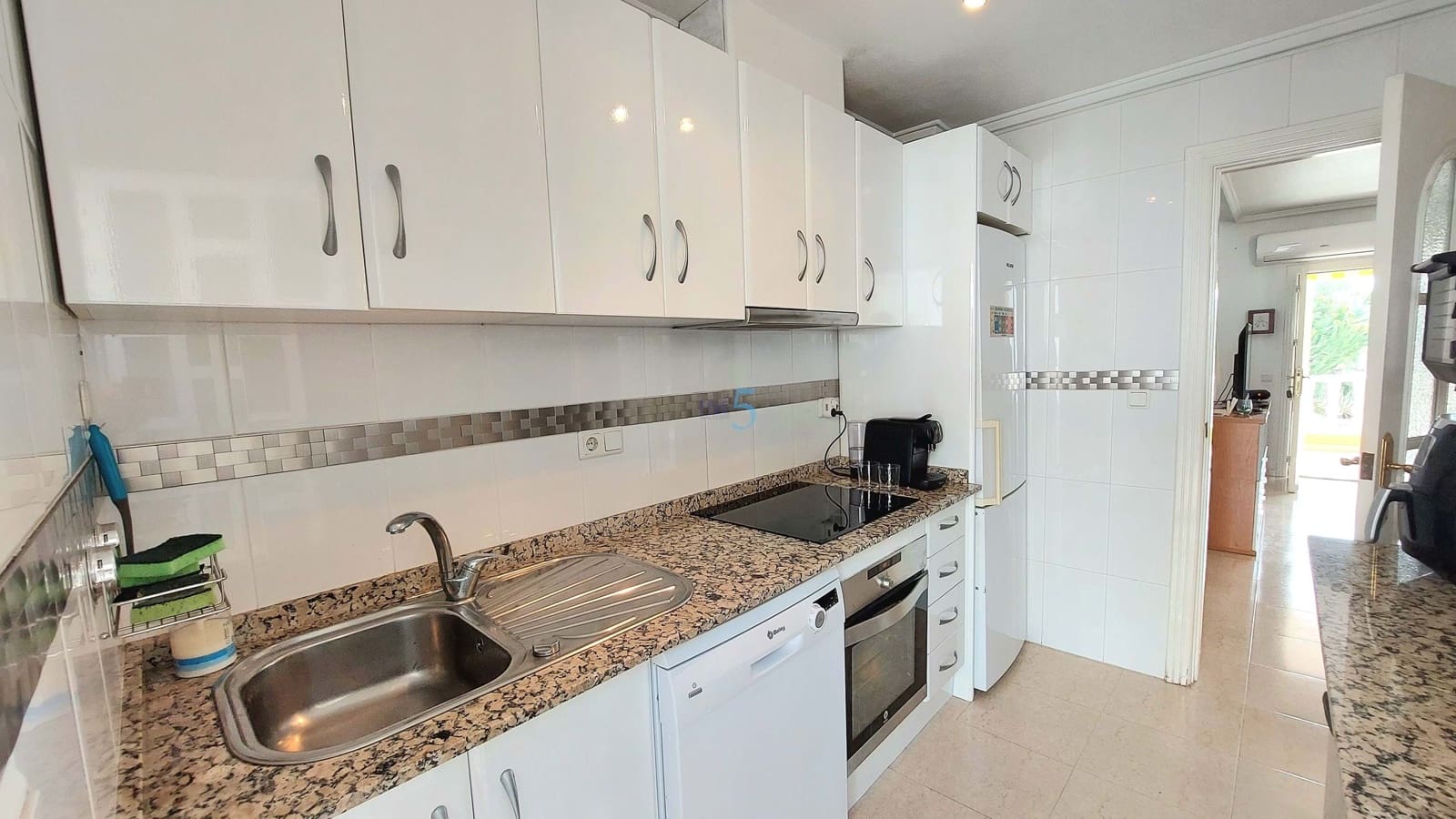 3 soverom Hus til salgs i Benijofar med svømmebasseng - € 186 500 (Ref: 9737223)