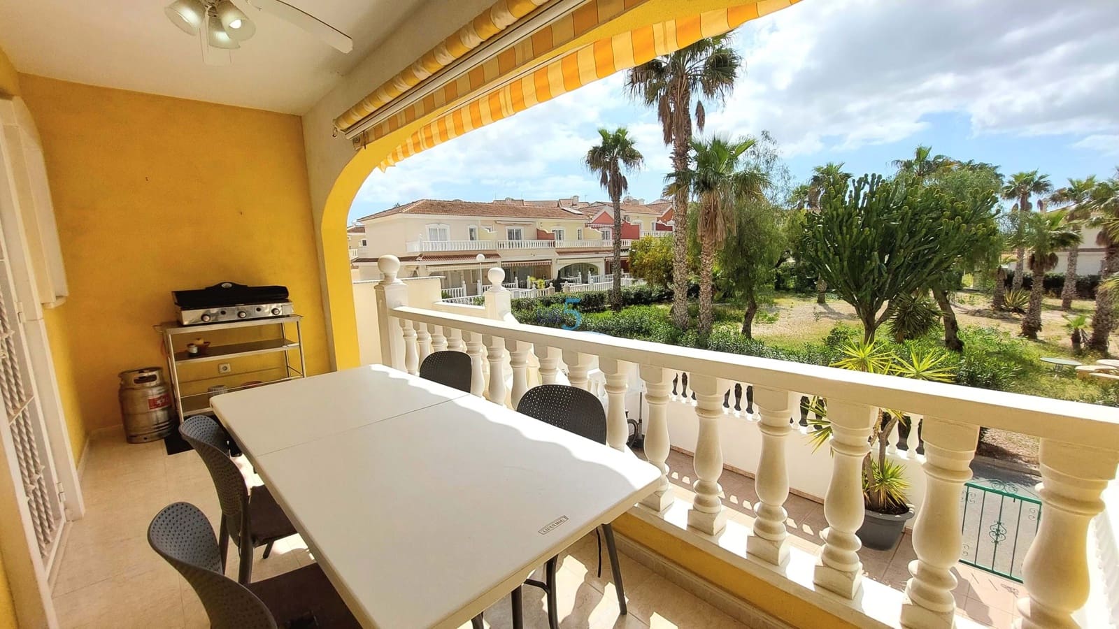 3 soverom Hus til salgs i Benijofar med svømmebasseng - € 186 500 (Ref: 9737223)