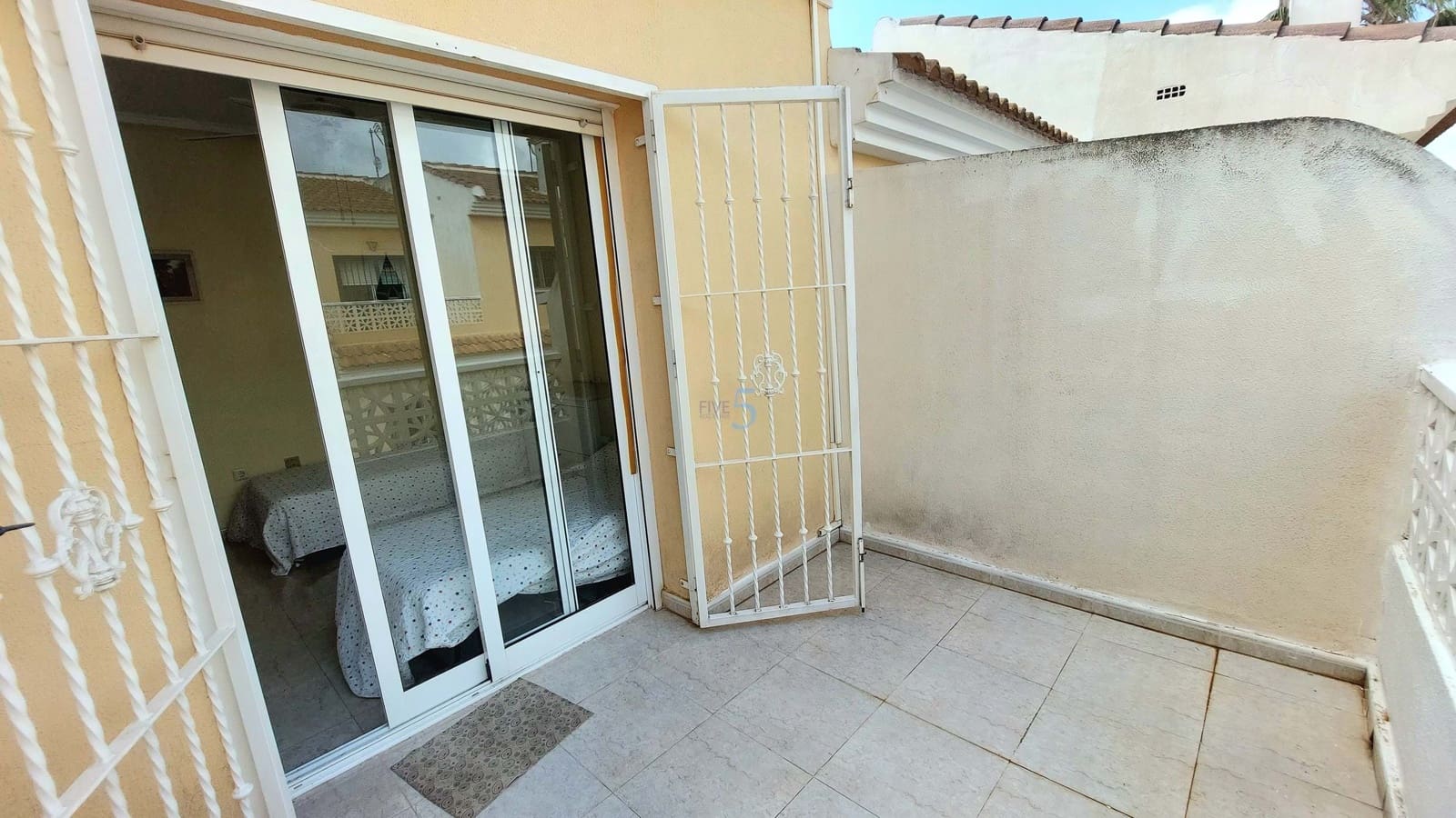 3 soverom Hus til salgs i Benijofar med svømmebasseng - € 186 500 (Ref: 9737223)