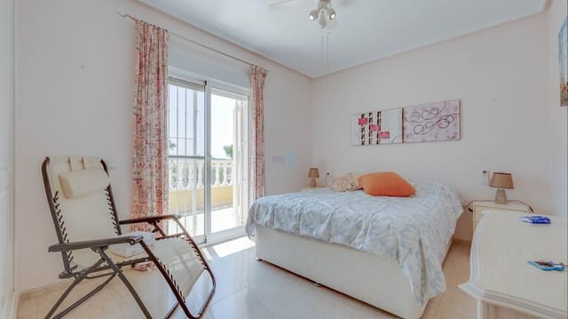 3 sovrum Hus till salu i Benijófar med pool - 186 500 € (Ref: 9737223)