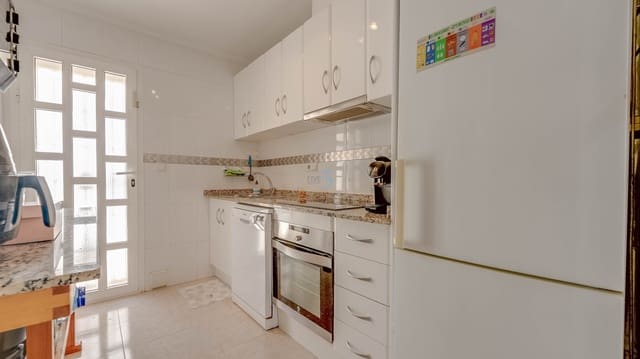 3 sovrum Hus till salu i Benijófar med pool - 186 500 € (Ref: 9737223)