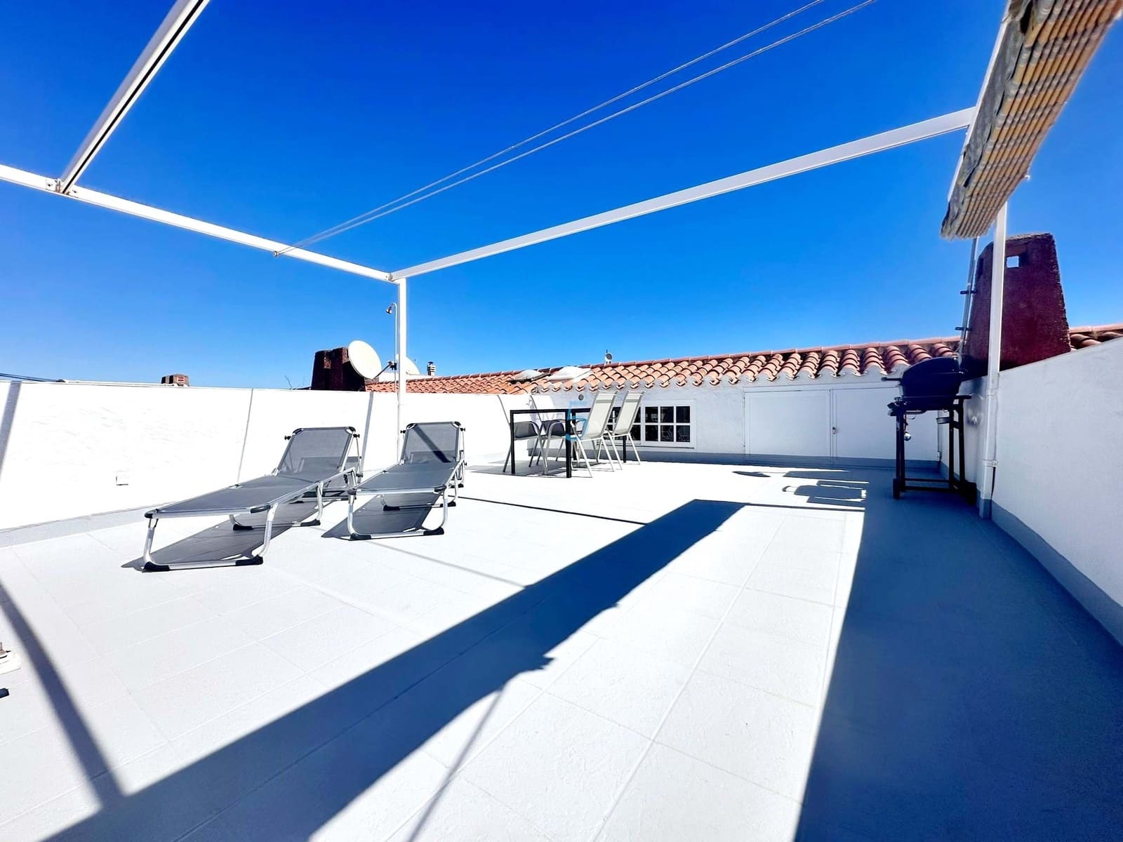 2 quarto Bungalow para venda em Los Urrutias com piscina - 145 000 € (Ref: 9737747)