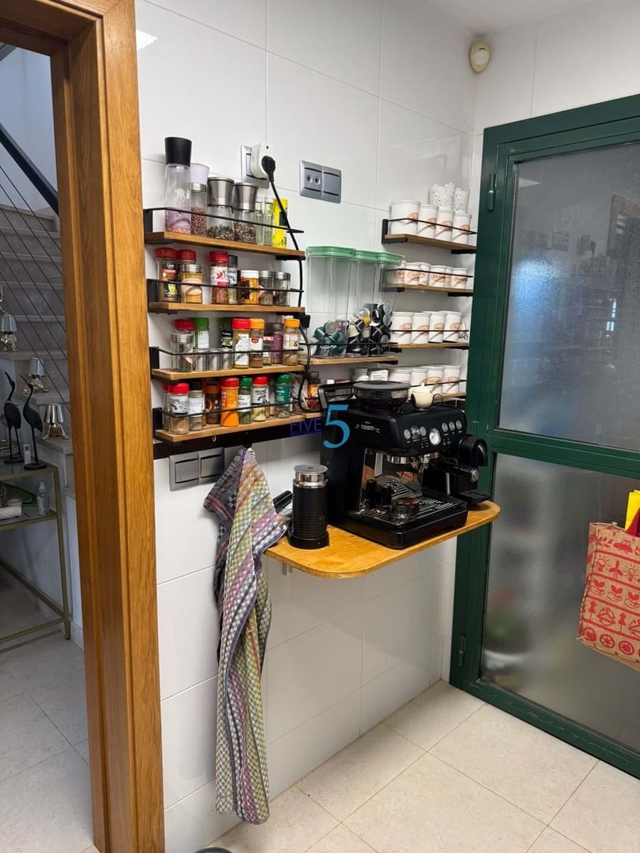 3 bedroom Semi-detached Villa for sale in Ciudad Quesada with pool garage - € 305,000 (Ref: 9737748)