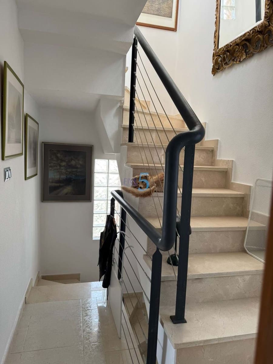 3 bedroom Semi-detached Villa for sale in Ciudad Quesada with pool garage - € 305,000 (Ref: 9737748)