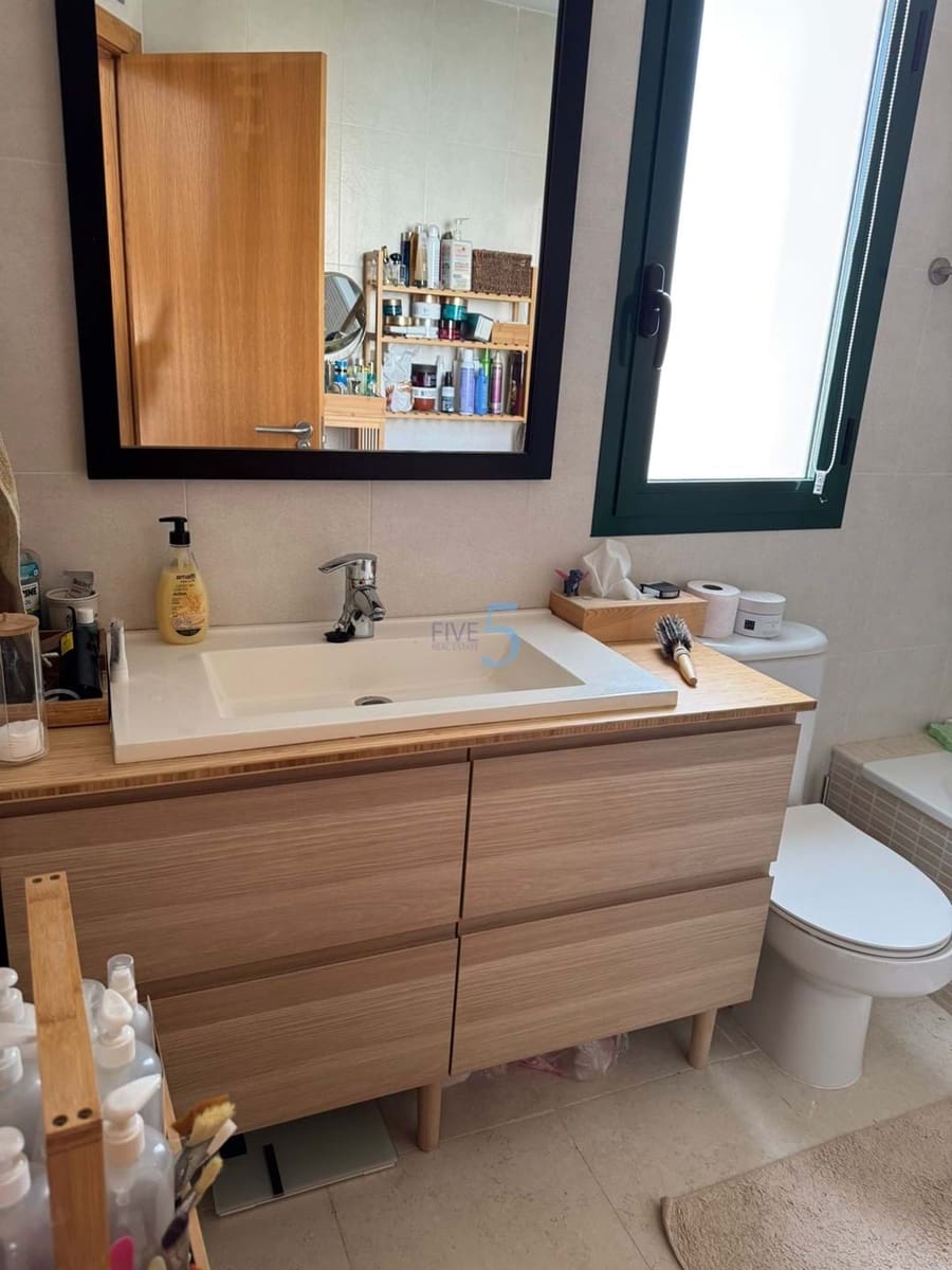 3 bedroom Semi-detached Villa for sale in Ciudad Quesada with pool garage - € 305,000 (Ref: 9737748)