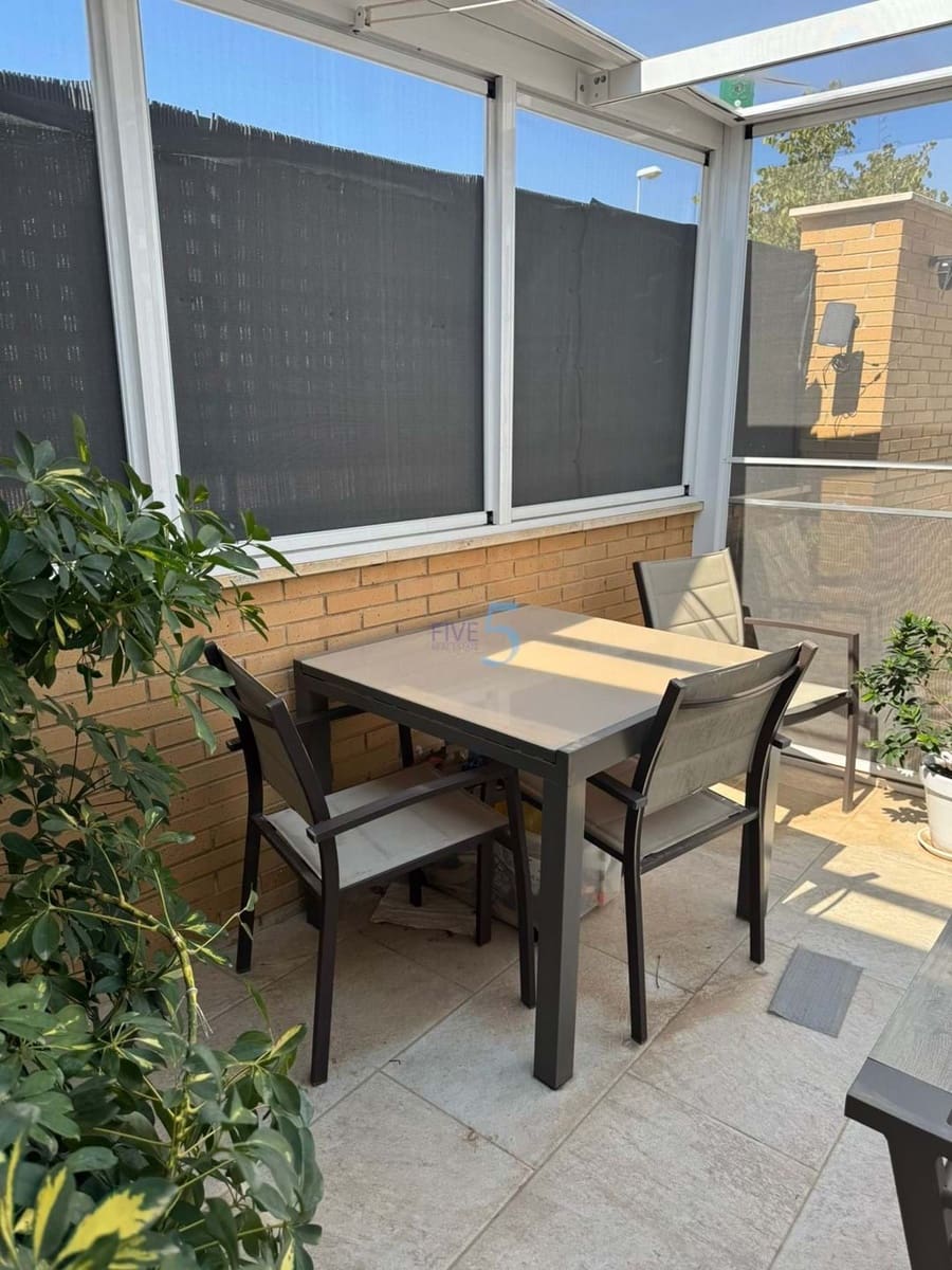 3 bedroom Semi-detached Villa for sale in Ciudad Quesada with pool garage - € 305,000 (Ref: 9737748)