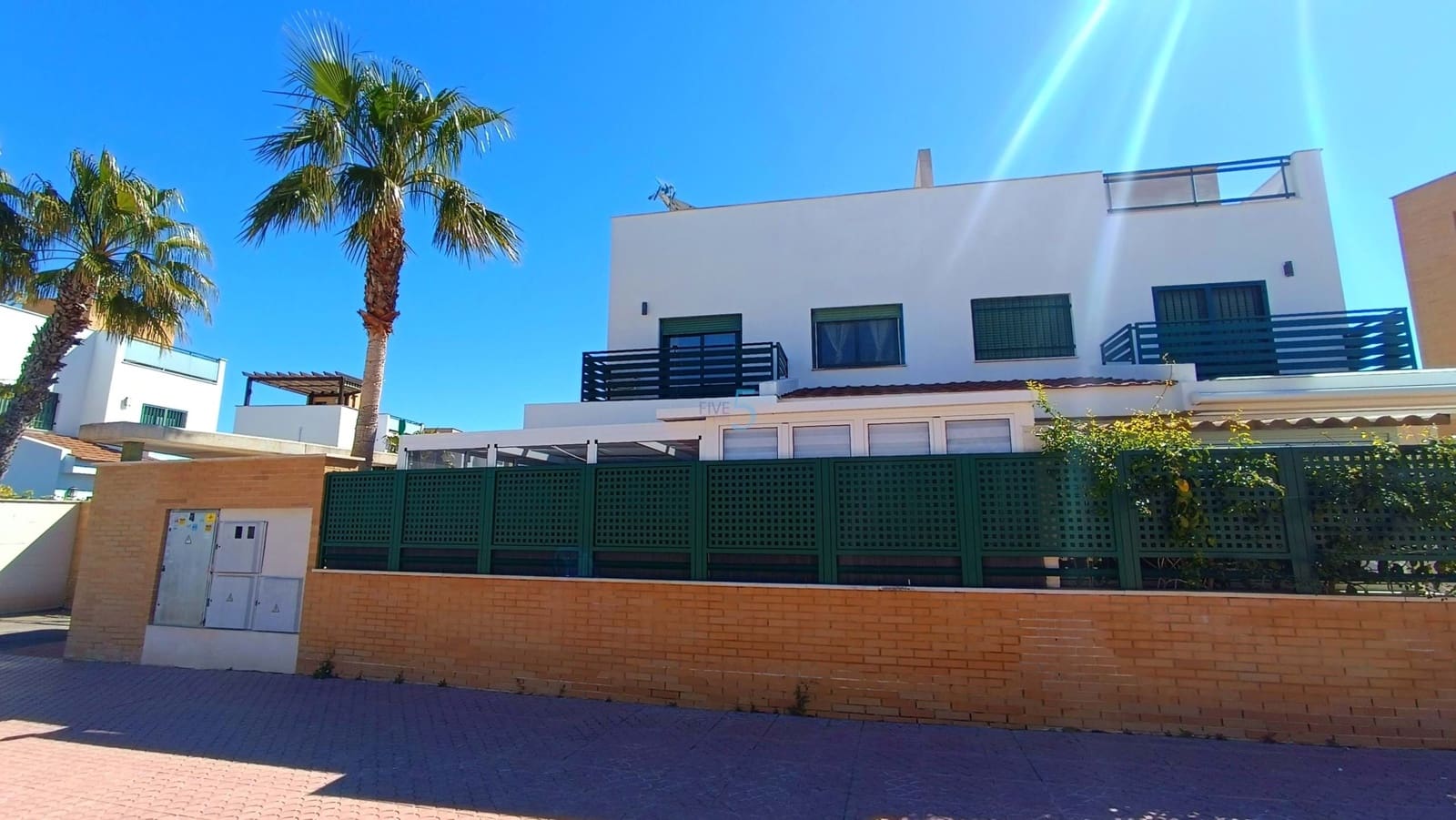 3 bedroom Semi-detached Villa for sale in Ciudad Quesada with pool garage - € 305,000 (Ref: 9737748)