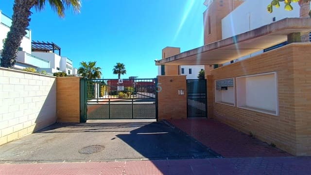 3 bedroom Semi-detached Villa for sale in Ciudad Quesada, Rojales with pool garage - € 305,000 (Ref: 9737748)