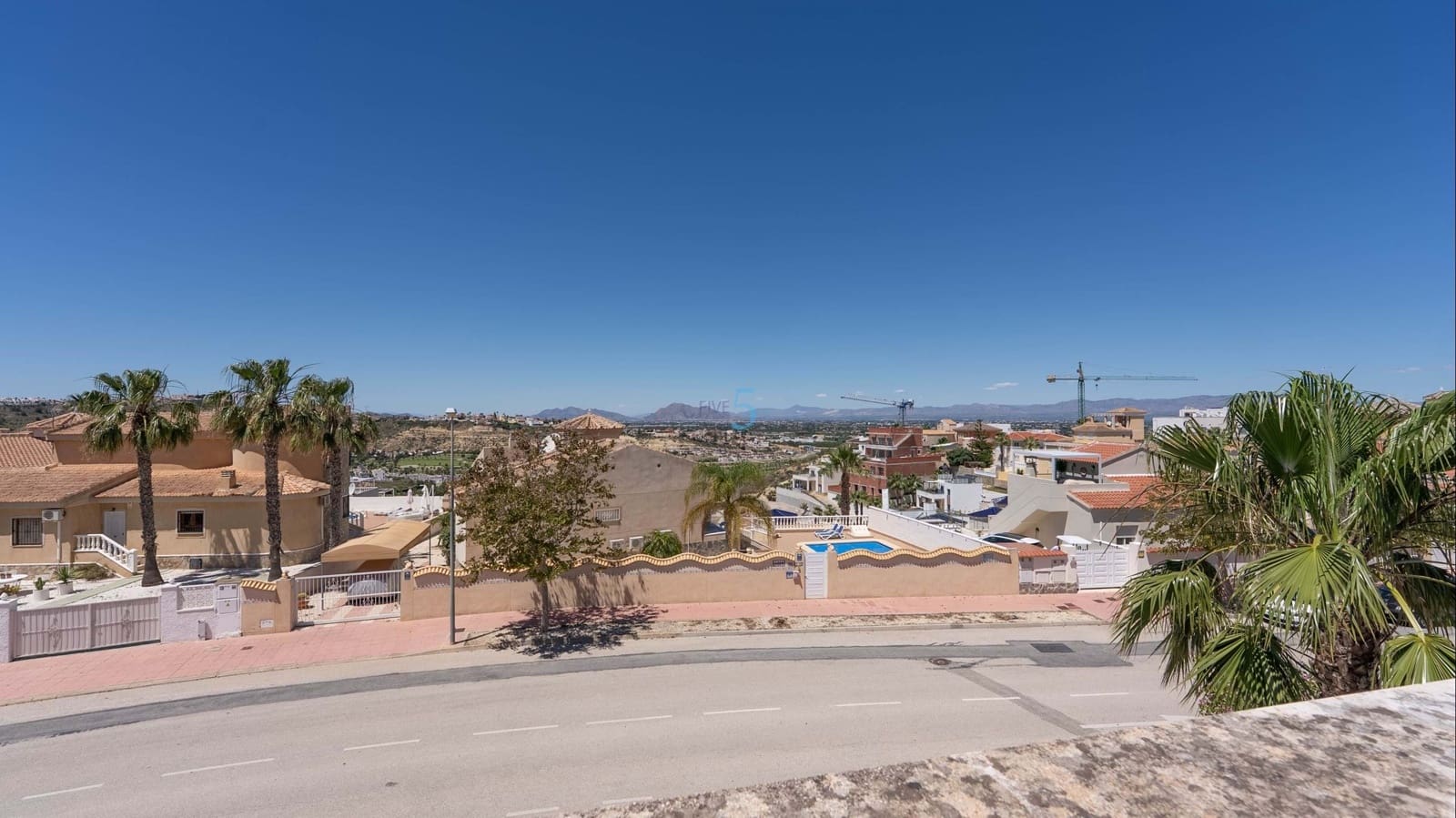 Pareado de 3 habitaciones en Ciudad Quesada en venta con piscina garaje - 299.995 € (Ref: 9737748)