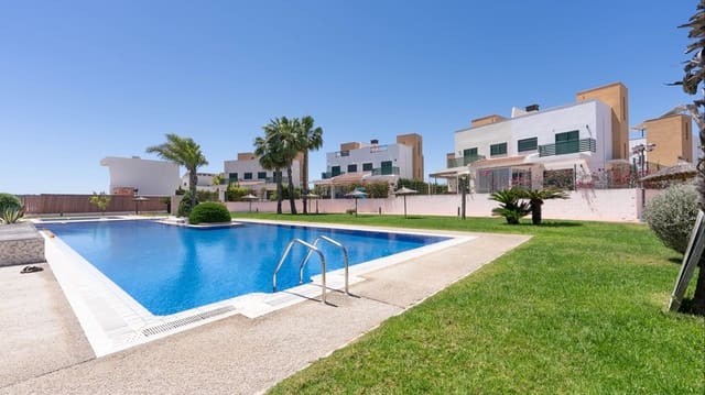 Pareado de 3 habitaciones en Ciudad Quesada, Rojales en venta con piscina garaje - 299.995 € (Ref: 9737748)