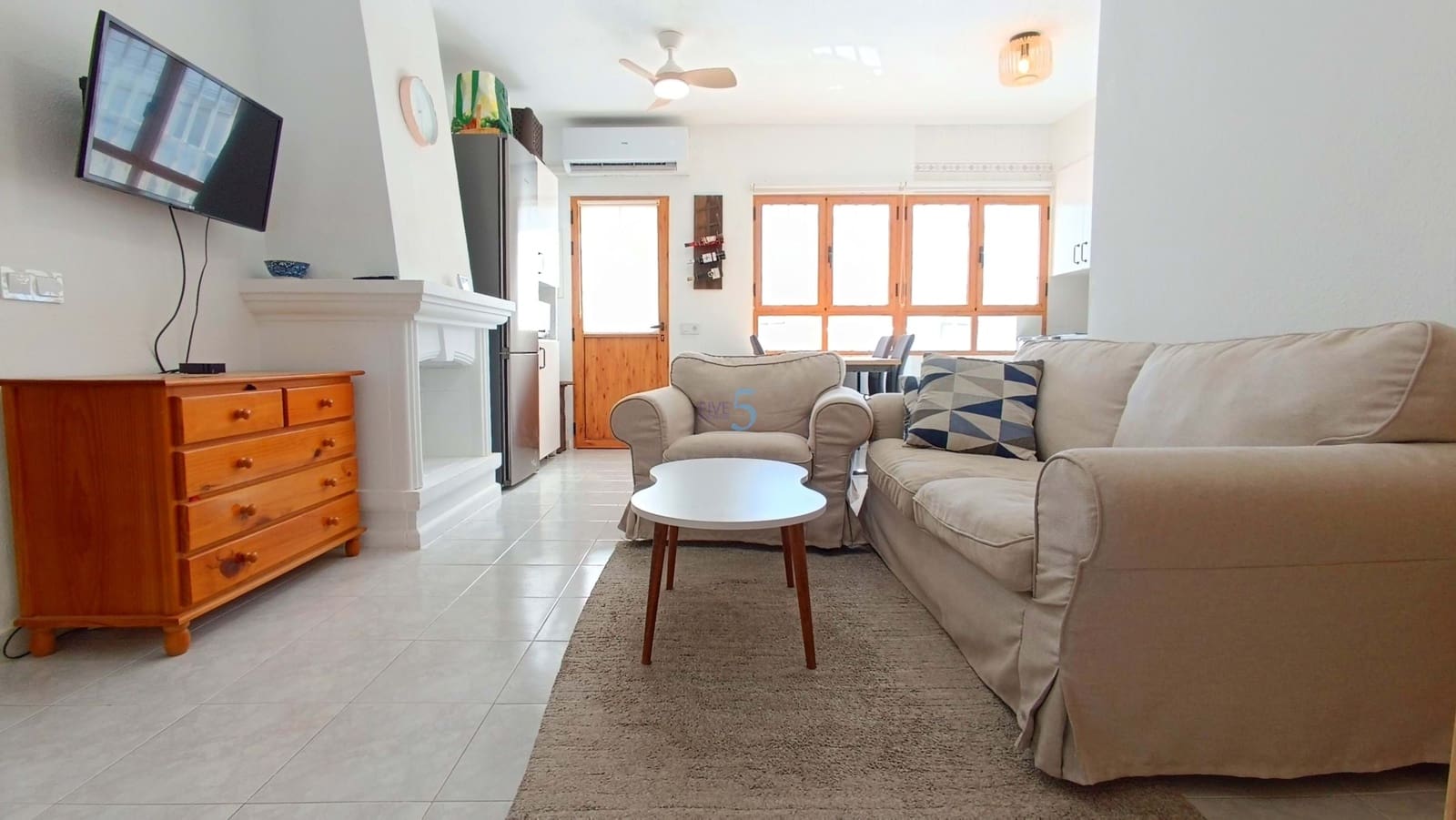 2 slaapkamer Appartement te koop in Torrevieja met zwembad - € 189.995 (Ref: 9739287)