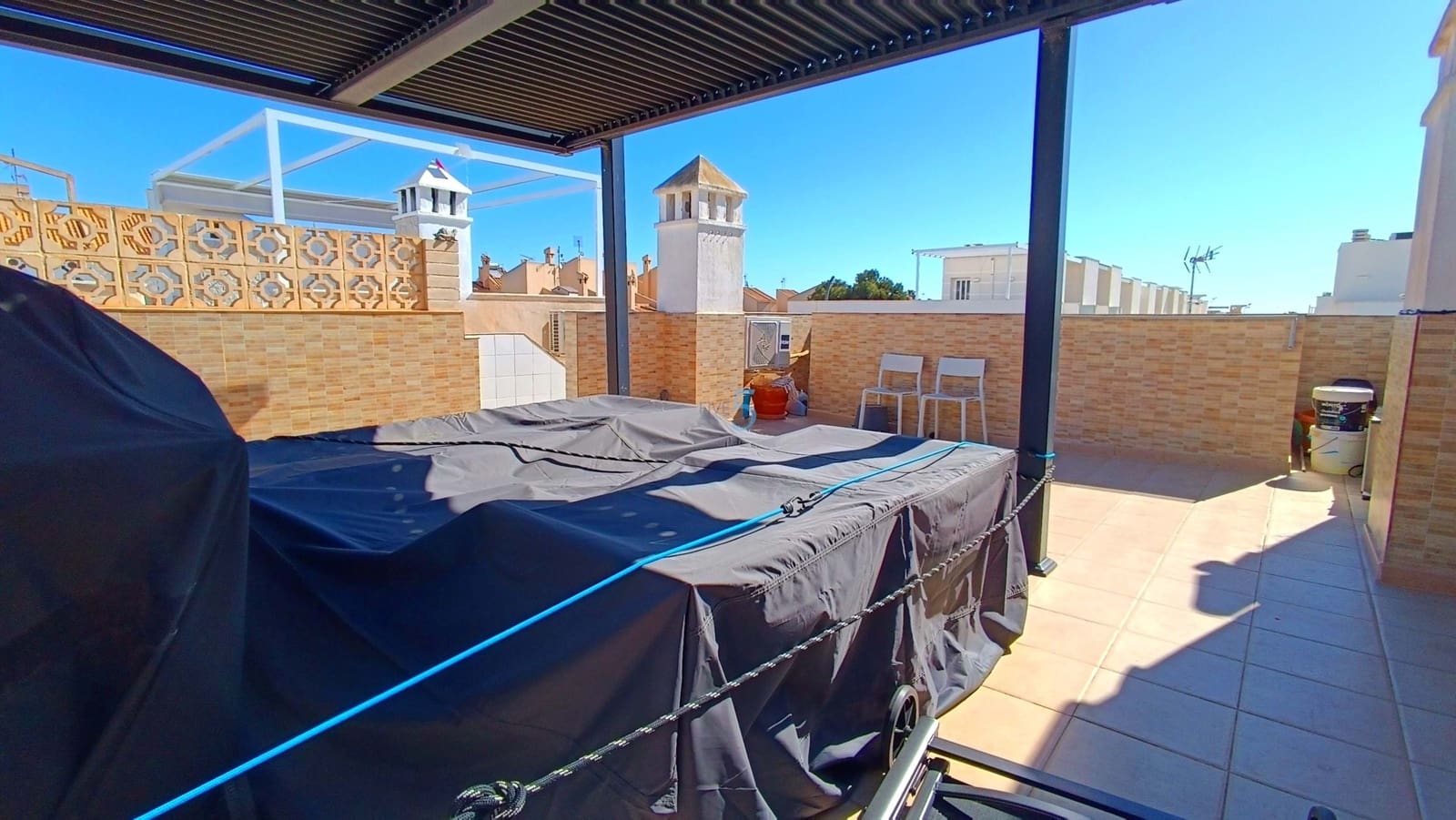 2 slaapkamer Appartement te koop in Torrevieja met zwembad - € 189.995 (Ref: 9739287)