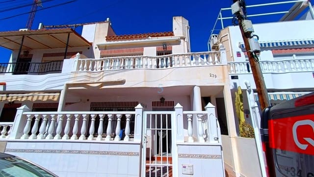2 slaapkamer Appartement te koop in Torrevieja met zwembad - € 189.995 (Ref: 9739287)