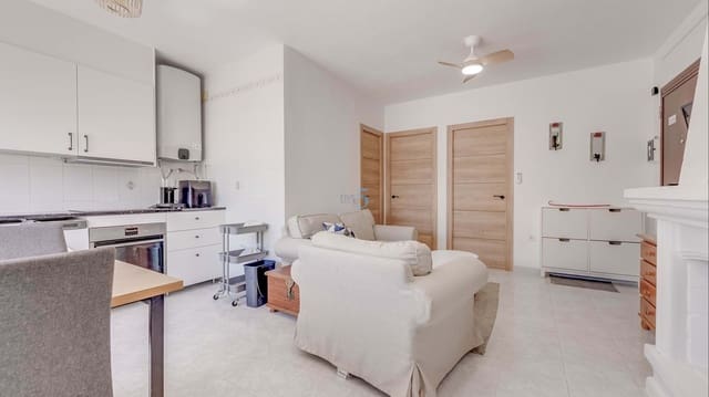 2 soveværelse Lejlighed til salg i Torrevieja med swimmingpool - € 179.995 (Ref: 9739287)